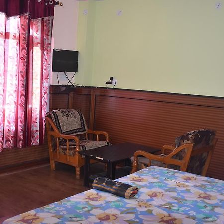 Hotel Snow Flake Rampur  ภายนอก รูปภาพ