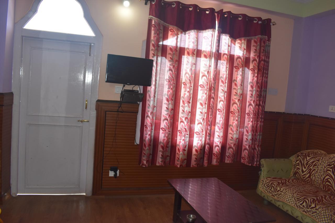 Hotel Snow Flake Rampur  ภายนอก รูปภาพ