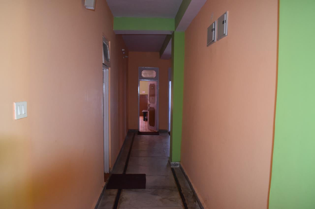 Hotel Snow Flake Rampur  ภายนอก รูปภาพ
