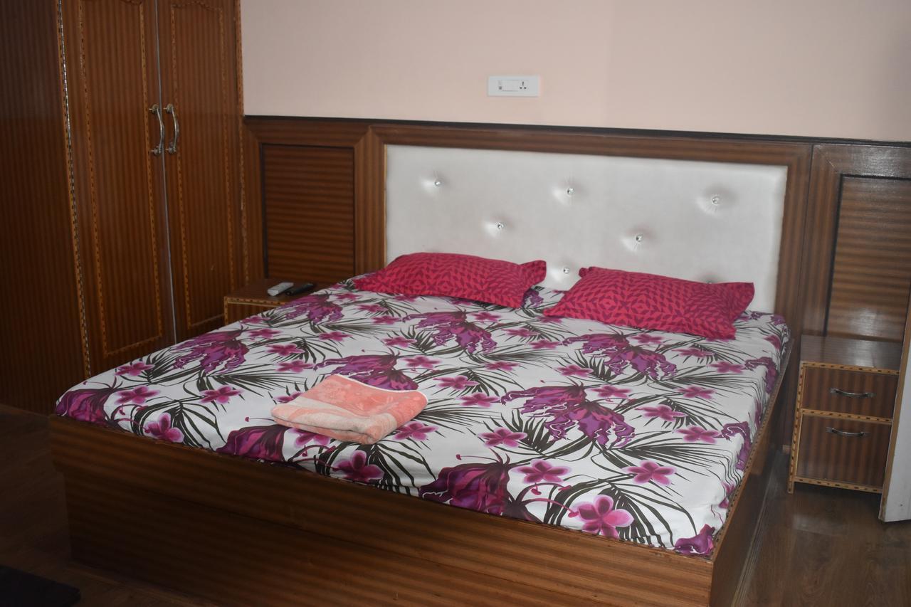 Hotel Snow Flake Rampur  ภายนอก รูปภาพ