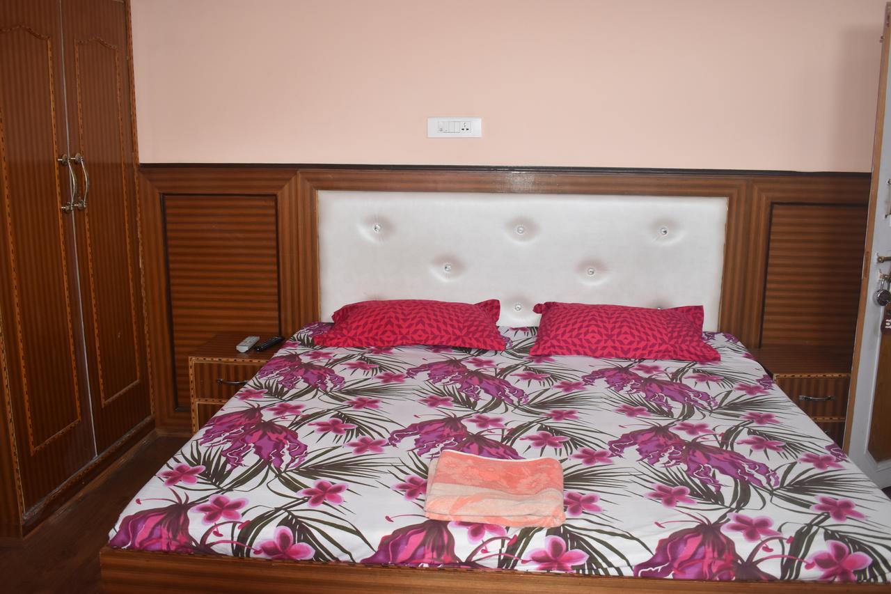 Hotel Snow Flake Rampur  ภายนอก รูปภาพ