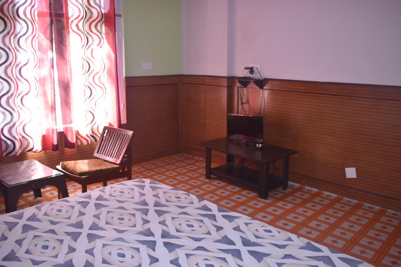 Hotel Snow Flake Rampur  ภายนอก รูปภาพ